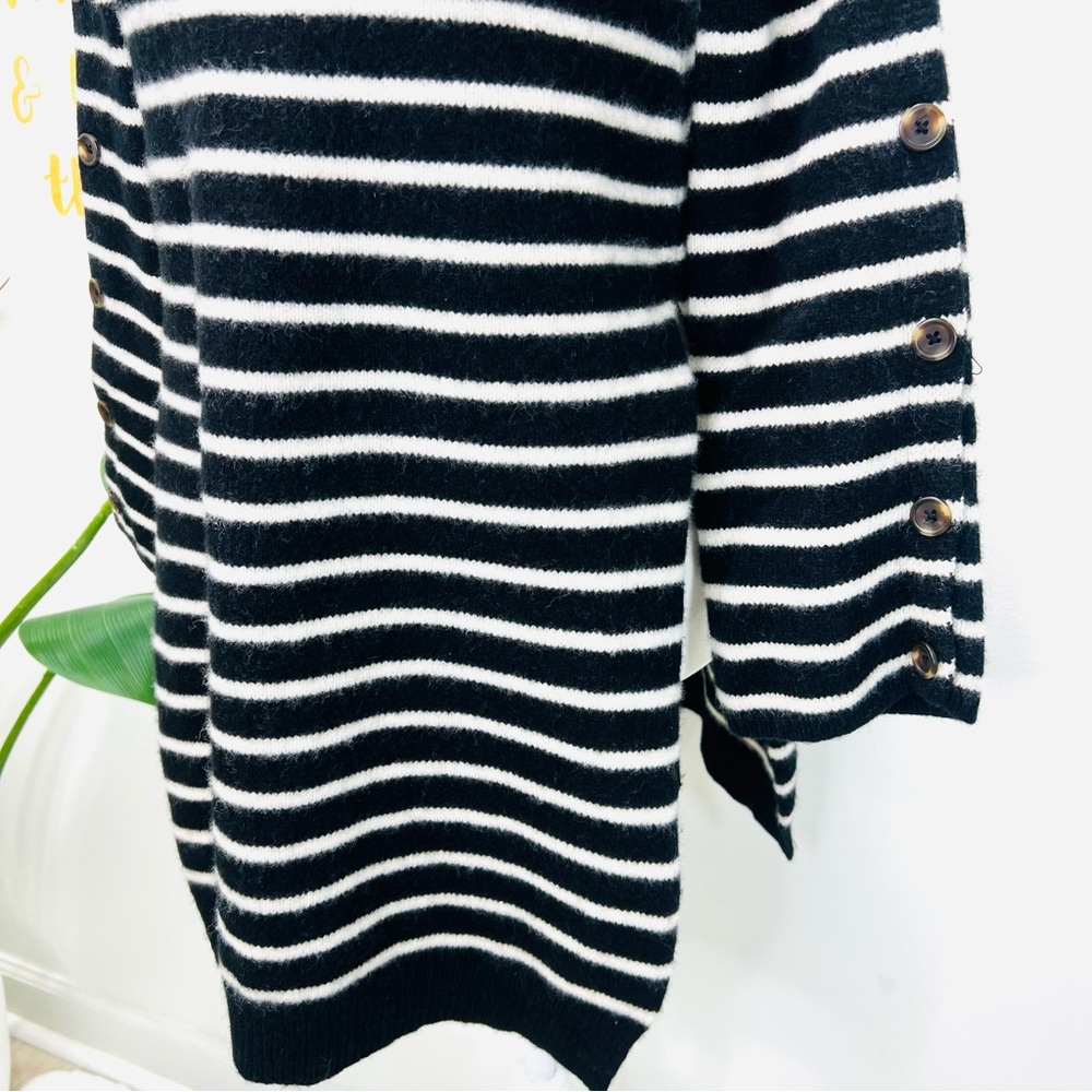 MADEWELL Wool Black White Stripe Side Slit Sweater Long Sleeve Size Small - Picture 5 of 12
